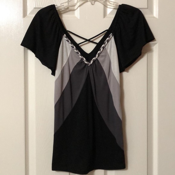 Blouse V-Neck Size Small Black Top with Gray and White Design - Picture 1 of 6